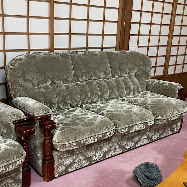 【足立区 南花畑】カリモク ソファ を出張買取しました